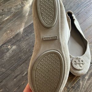 Gray suede Tory Burch ballet flats